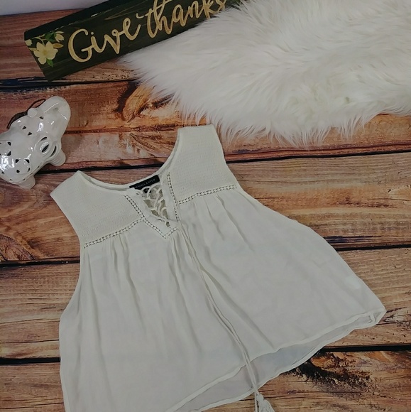 Kendall & Kylie Tops - KENDALL & KYLIE BOHO TOP SIZE SMALL